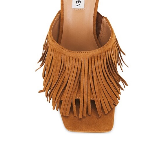 STEVE MADDEN REVOLVE NWB
Morina Sandals in Cognac Suede Fringe - Picture 4 of 9